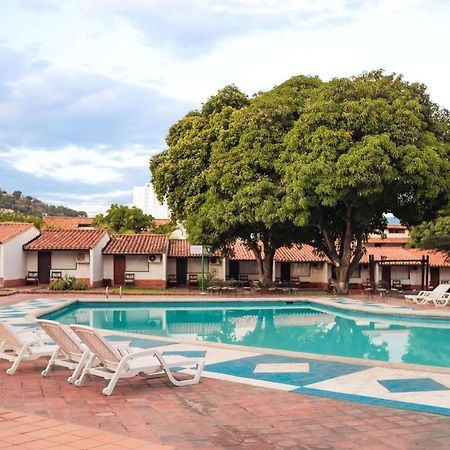 Hotel Faranda Bolivar Cucuta, A Member Of Radisson Individuals Exteriör bild