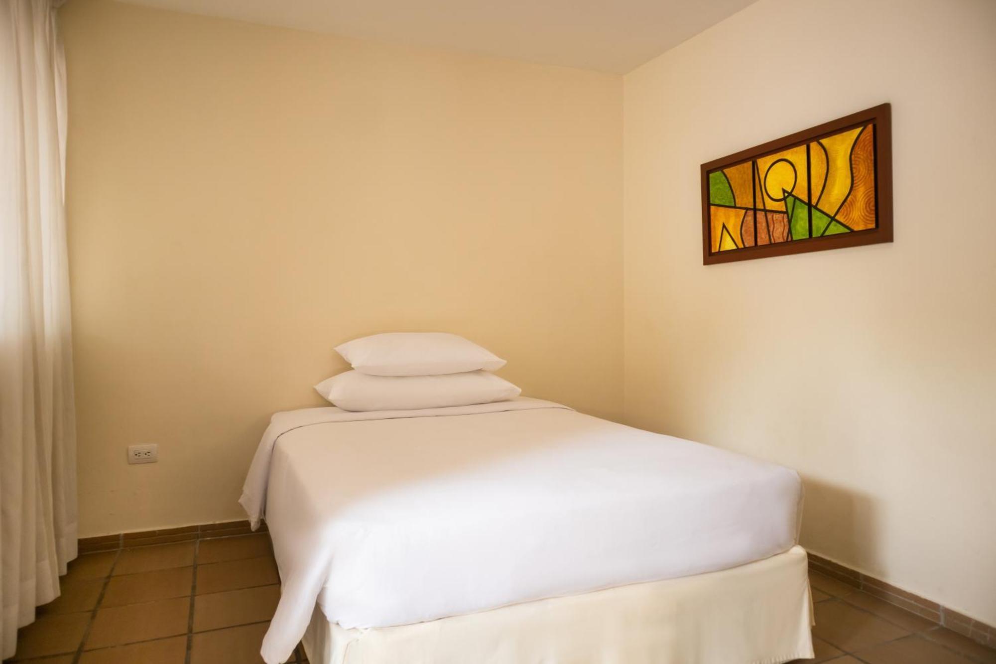 Hotel Faranda Bolivar Cucuta, A Member Of Radisson Individuals Exteriör bild